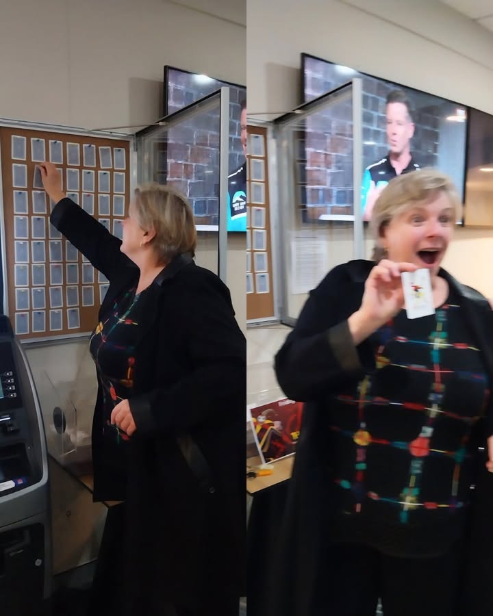 Featured image for âJag the Joker Winner: Dianne Davis Hits the Jackpot at Oak Flats Bowling Clubâ