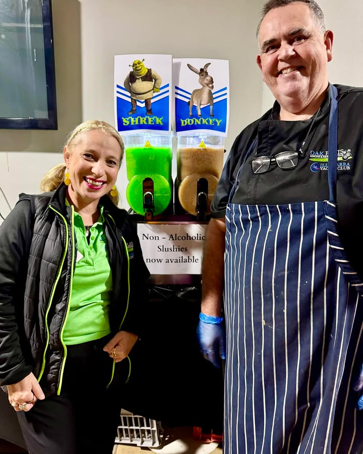 Featured image for âShrek and Donkey Slushies Movie Night at Oak Flats Bowling Clubâ