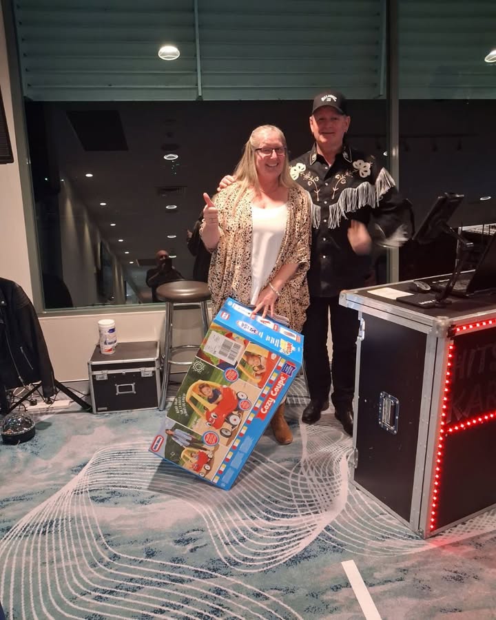 Featured image for “Xmas in July Raffle Winners: Tracey and Wayne Celebrate Big Wins at Oak Flats Bowling Club”