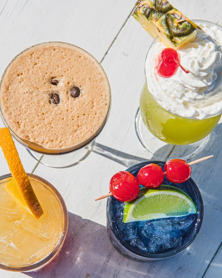 Featured image for “Saturday Night Cocktails: Indulge in Your Favourite Drink at Oak Flats Bowlo”